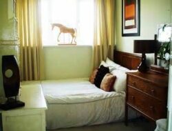 Small Bedroom Design With Queen Size Bed